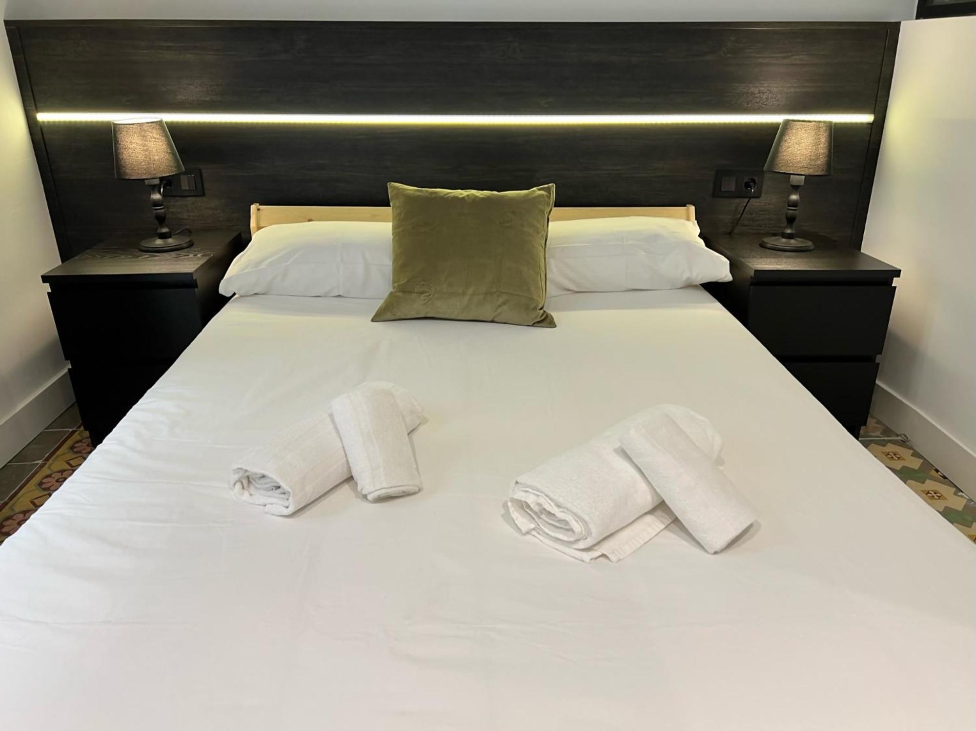 Apartamenticos El Tubo I Сарагоса Номер фото